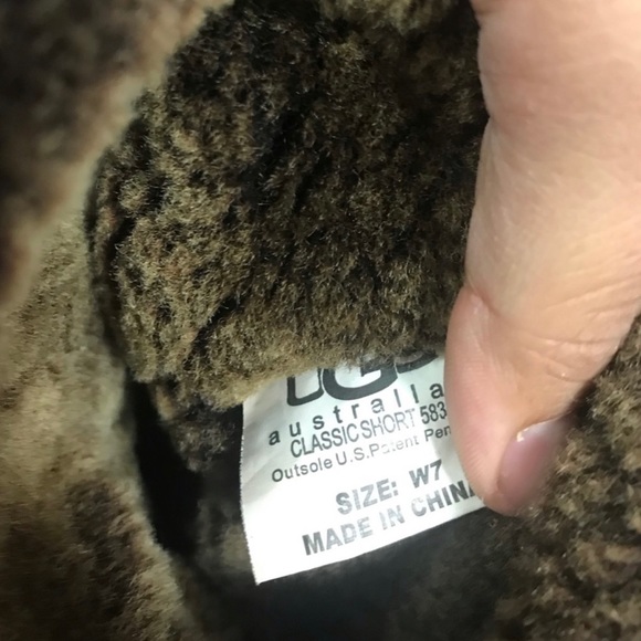 Classic Ugg Fringe metallic brown boots - Picture 9 of 9